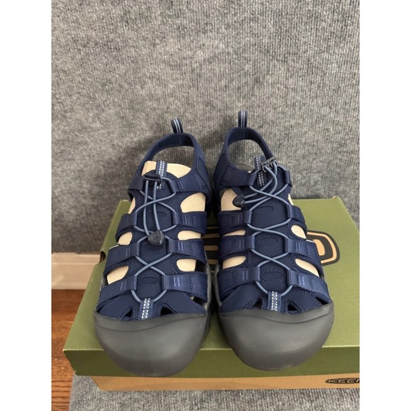 Sandals_&_Flip_Flops